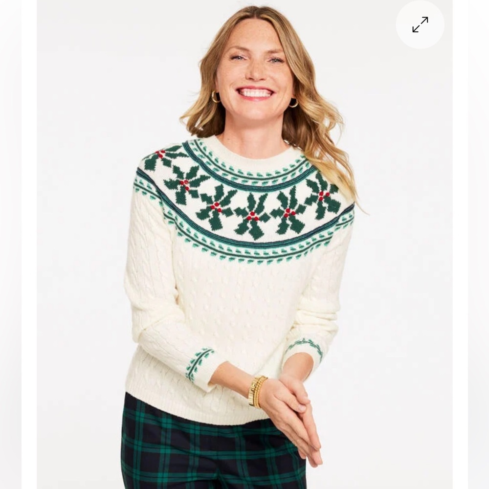 NWT Women's Crewneck Holly Sweater